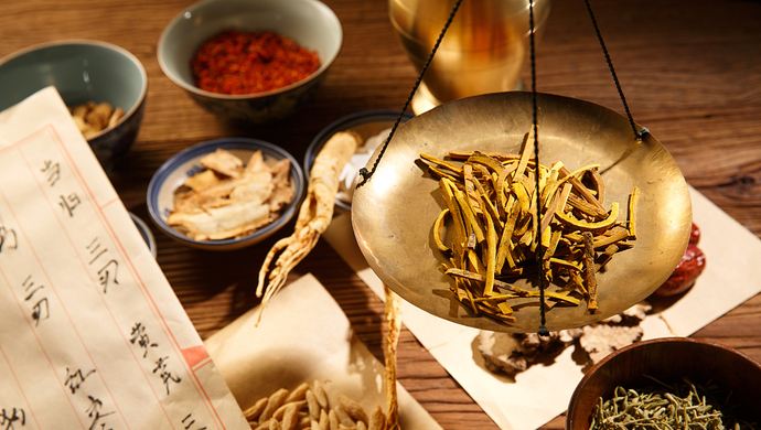 中共中央 國務(wù)院關(guān)于促進(jìn)中醫(yī)藥傳承創(chuàng)新發(fā)展的意見